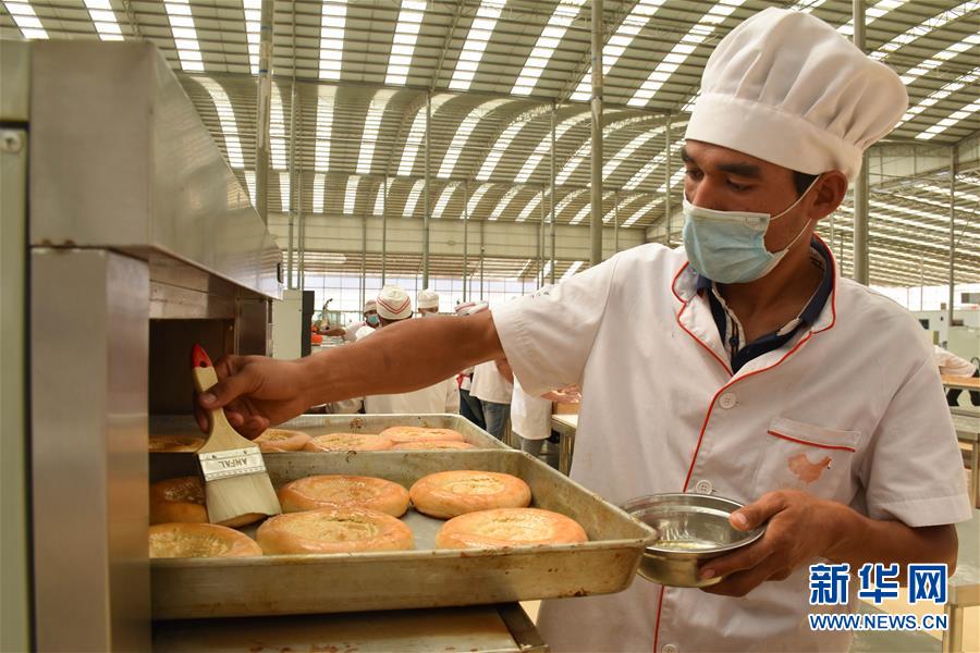 （決戰決勝脫貧攻堅·圖文互動）（3）新疆喀什：馕產業助脫貧