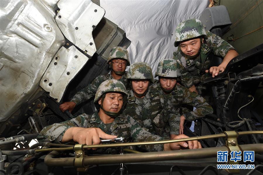 (圖文互動(dòng))(4)亮劍沙場(chǎng)的“千分尺”——記“最美新時(shí)代革命軍人”張俊凱