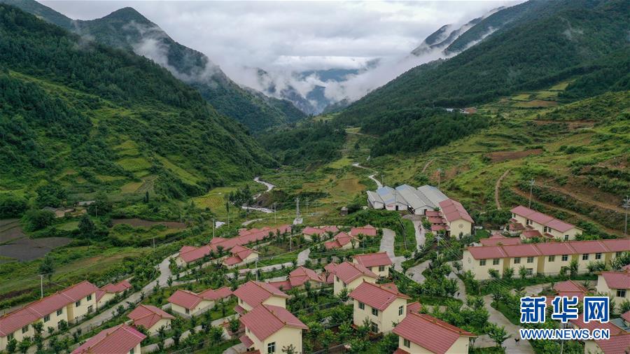 （決戰決勝脫貧攻堅·督戰未摘帽貧困縣·圖文互動）（2）12000多個“火種”點亮大涼山