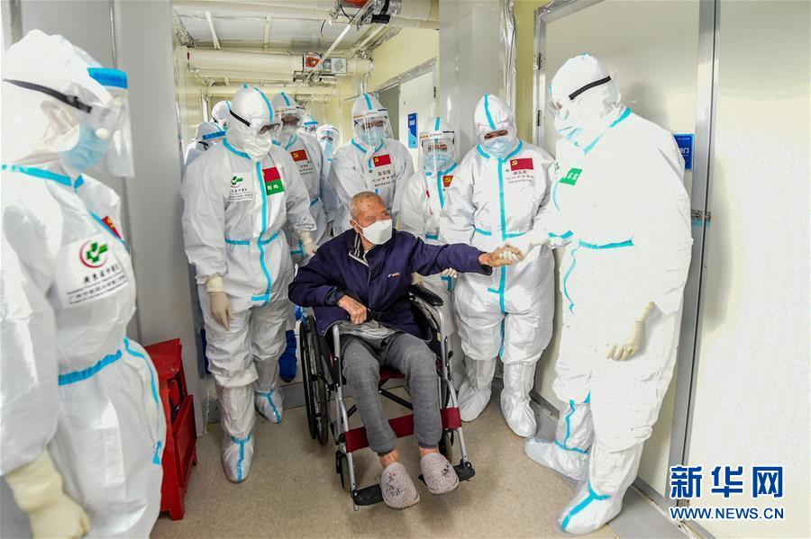 （抗疫一線醫務人員英雄群體·圖文互動）（3）合力護航生命之舟——遼寧、上海、廣東等醫療隊聯手決戰雷神山