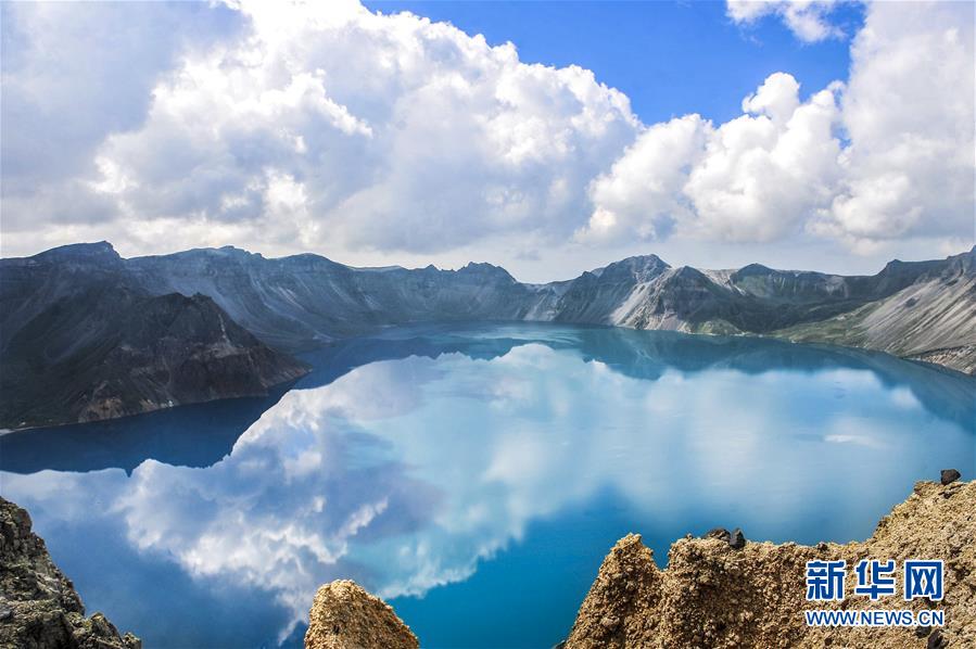 （新華全媒頭條·走向我們的小康生活·圖文互動）（9）黑土地上是我家——在吉林，一瞥中國東北鄉村美麗未來