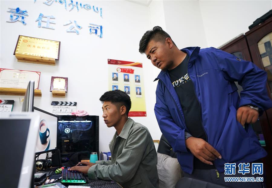 （新華全媒頭條·走向我們的小康生活·決戰決勝脫貧攻堅·圖文互動）（11）高原上綻放的光芒——來自青海攻克深度貧困堡壘的故事