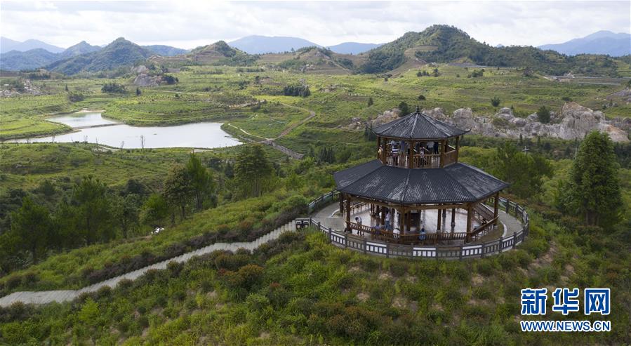 (走向我們的小康生活·圖文互動)(7)從廢棄礦山到生態“福地”——江西尋烏戰荒記