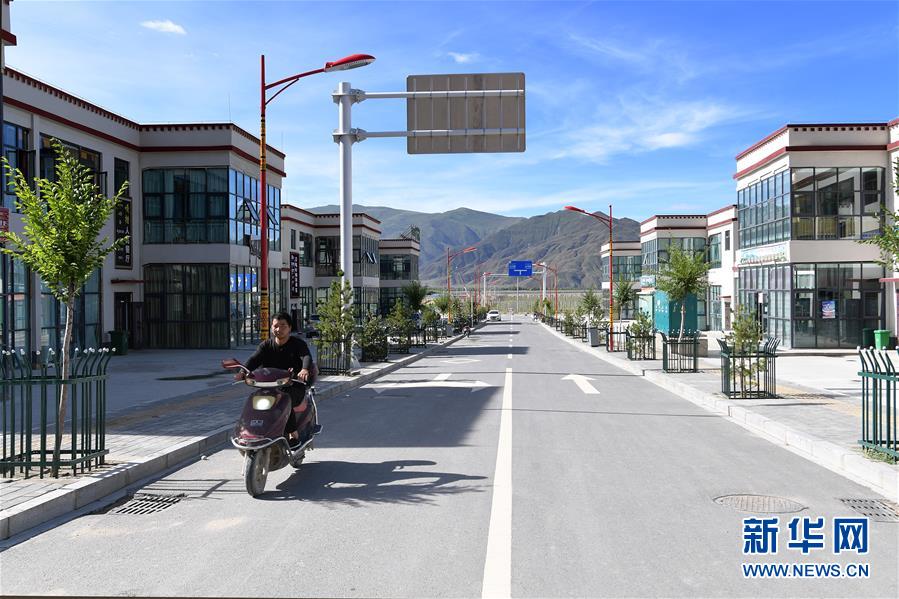 (新華全媒頭條·走向我們的小康生活·決戰決勝脫貧攻堅·圖文互動)(7)兩次遷徙“搬窮”記——海拔最高縣雙湖的“戰貧故事”