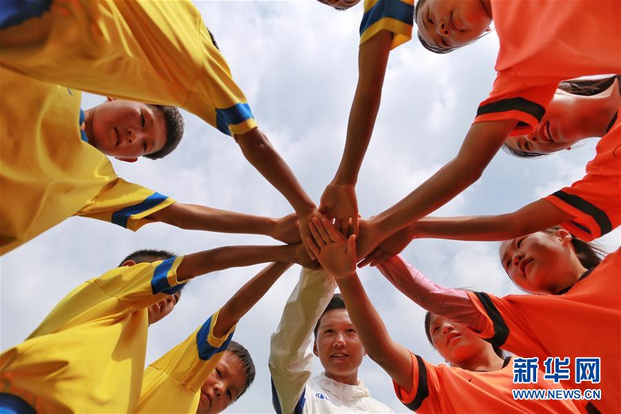 (新華全媒頭條·走向我們的小康生活·決戰(zhàn)決勝脫貧攻堅(jiān)·圖文互動(dòng))(10)決戰(zhàn)烏蒙——中國(guó)消除千年貧困的一個(gè)縮影