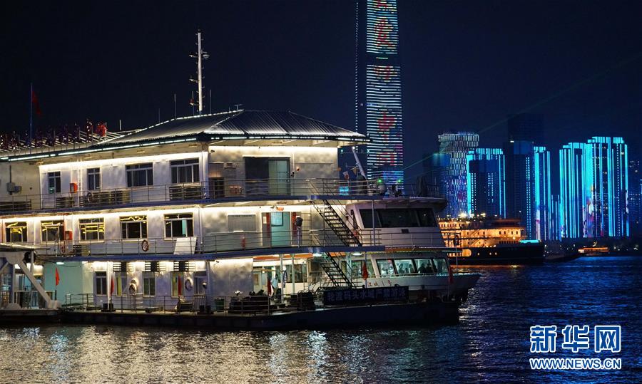 (圖文互動(dòng))(9)武漢25公里大型燈光秀深情告白祖國(guó)