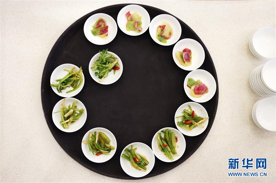 (時政)(7)黨的十九屆五中全會厲行節約反對餐飲浪費見聞