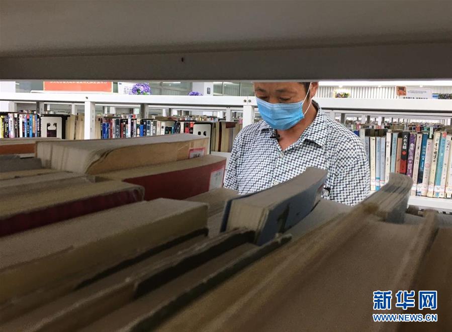 (新華全媒頭條·圖文互動)(8)我們都是讀者——促進全民閱讀 構(gòu)建書香社會