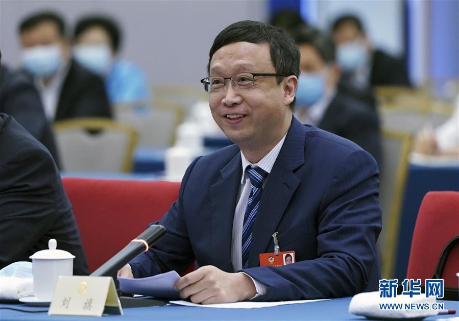 (新華全媒頭條·圖文互動)(4)從人民中汲取磅礴力量——習(xí)近平總書記同出席2020年全國兩會人大代表、政協(xié)委員共商國是紀(jì)實