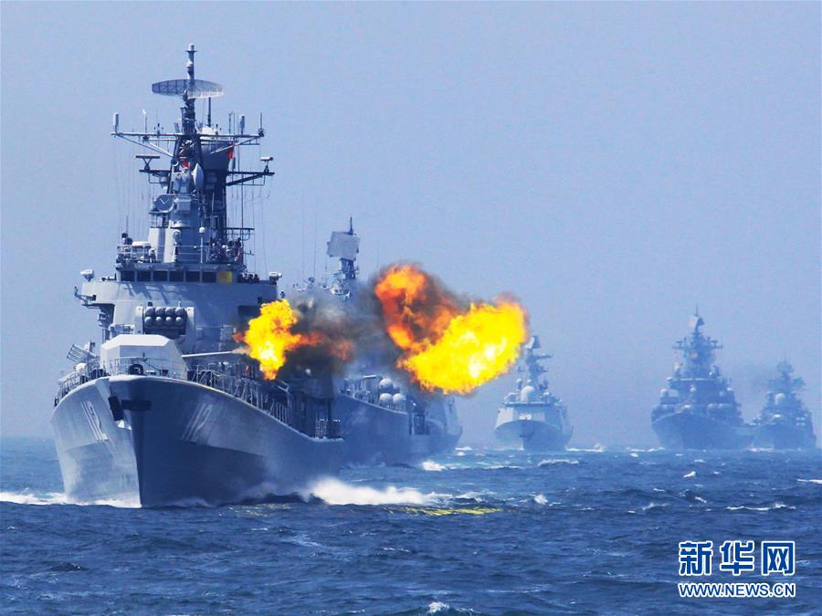 (新華全媒頭條·圖文互動)(8)沿著中國特色強軍之路闊步前進——黨中央、中央軍委領(lǐng)導(dǎo)推進國防和軍隊建設(shè)70年紀實