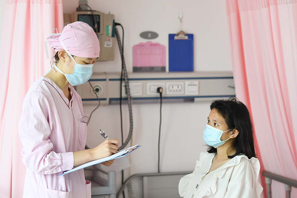 90后助產士的“后戰疫”生活