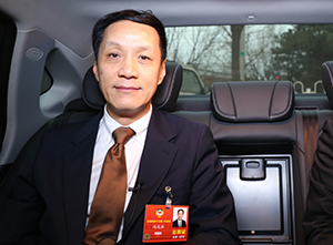 馮遠征：應該重提“人民藝術家”