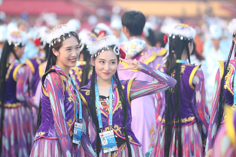 今晚，我們歡聚在天安門廣場