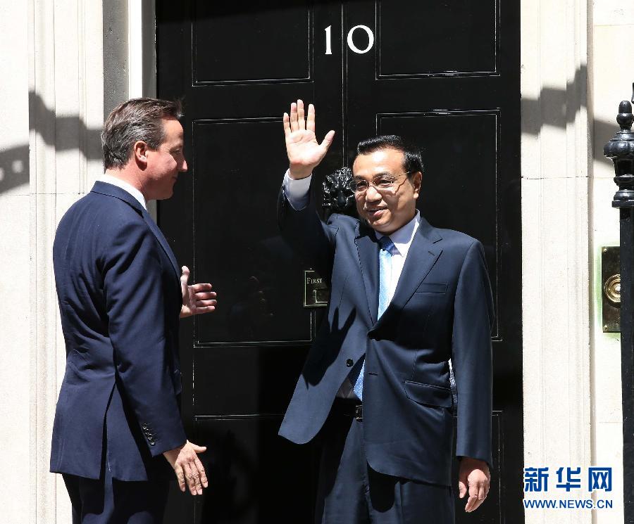 6月17日，中國國務院總理李克強在倫敦唐寧街10號首相府同英國首相卡梅倫舉行中英總理年度會晤。新華社記者 龐興雷 攝