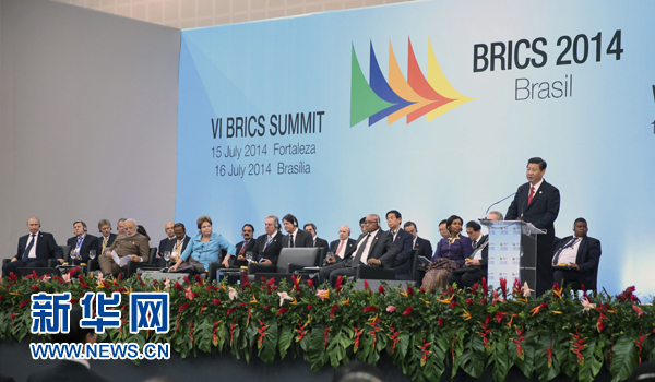 7月15日,國(guó)家主席習(xí)近平在巴西福塔萊薩出席金磚國(guó)家領(lǐng)導(dǎo)人第六次會(huì)晤并發(fā)表重要講話。 新華社記者 蘭紅光 攝 7月15日,國(guó)家主席習(xí)近平在巴西福塔萊薩出席金磚國(guó)家領(lǐng)導(dǎo)人第六次會(huì)晤并發(fā)表重要講話。 新華社記者 蘭紅光 攝