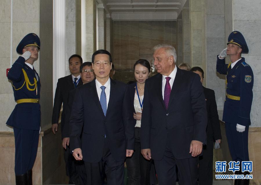 9月27日，應邀訪問白俄羅斯的國務院副總理張高麗在明斯克同白俄羅斯總理米亞斯尼科維奇舉行會談。 新華社記者王曄攝