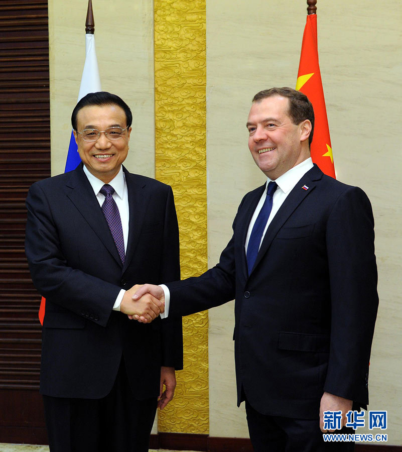 12月15日，中國國務院總理李克強在阿斯塔納會見俄羅斯總理梅德韋杰夫。 新華社記者 饒愛民 攝