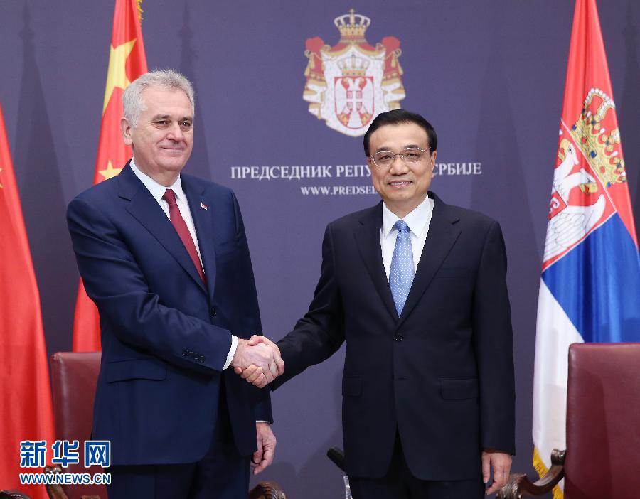 12月18日，中國國務院總理李克強在貝爾格萊德會見塞爾維亞總統尼科利奇。 新華社記者姚大偉攝