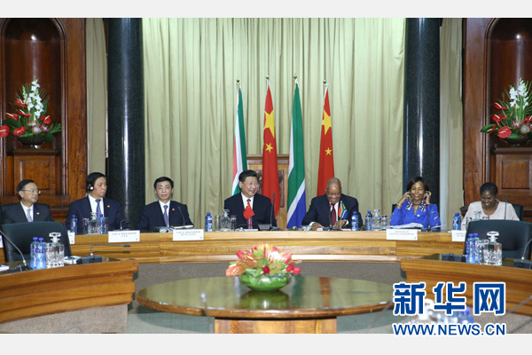 12月2日,國家主席習(xí)近平在比勒陀利亞同南非總統(tǒng)祖馬舉行會談。 新華社記者 馬占成 攝 12月2日,國家主席習(xí)近平在比勒陀利亞同南非總統(tǒng)祖馬舉行會談。 新華社記者 馬占成 攝