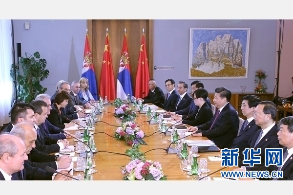 6月18日，國家主席習近平在貝爾格萊德同塞爾維亞總統尼科利奇舉行會談。 新華社記者 馬占成 攝