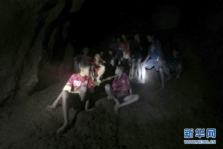 (國際)(2)泰國13名失蹤少年足球隊成員被發現仍然活著