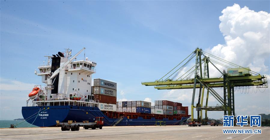 (新華全媒頭條·圖文互動)(6)特稿:深化周邊友好 共促亞太繁榮——寫在習(xí)近平主席出席亞太經(jīng)合組織第二十六次領(lǐng)導(dǎo)人非正式會議,對巴布亞新幾內(nèi)亞、文萊和菲律賓進(jìn)行國事訪問并在巴新同建交太平洋島國領(lǐng)導(dǎo)人會晤之際