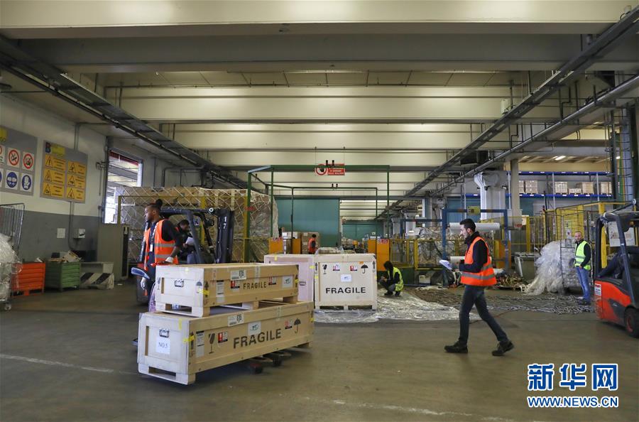 (國際·圖文互動)(1)意大利返還中國流失文物藝術品終踏“回家路”