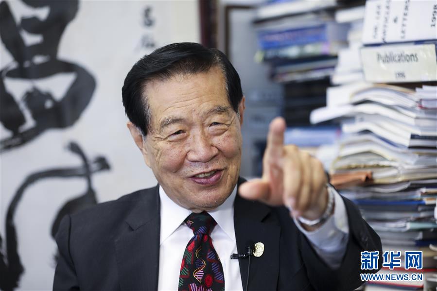 (國(guó)際·圖文互動(dòng))(2)專(zhuān)訪:“中國(guó)共產(chǎn)黨做對(duì)了!”——訪美籍華裔刑事鑒識(shí)專(zhuān)家李昌鈺