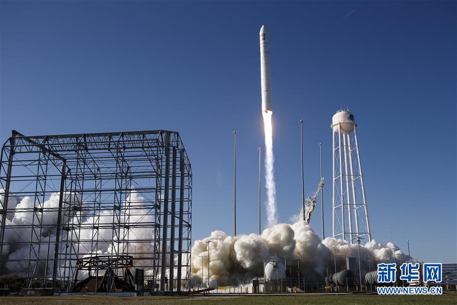 (國際)(3)美“天鵝座”飛船為空間站送工具 專修阿爾法磁譜儀