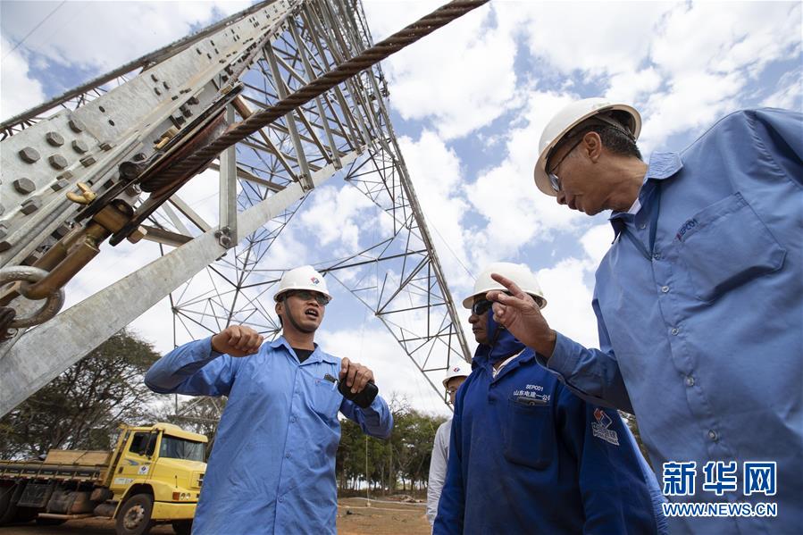 (新華全媒頭條·圖文互動(dòng))(6)特稿:全面提升中希合作交流水平 推動(dòng)金磚峰會(huì)取得豐碩成果——寫(xiě)在習(xí)近平主席對(duì)希臘進(jìn)行國(guó)事訪問(wèn)并赴巴西出席金磚國(guó)家領(lǐng)導(dǎo)人第十一次會(huì)晤之際