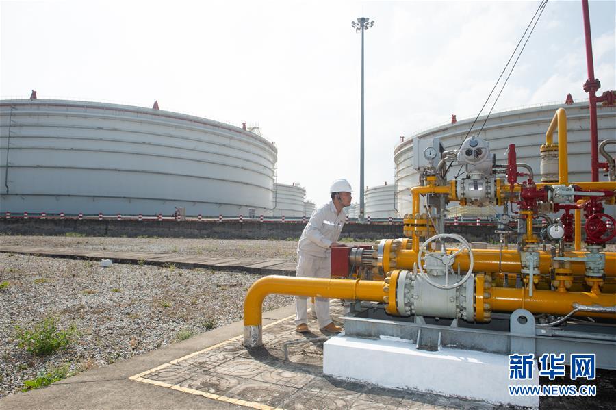 (習近平出訪配合稿·圖文互動)(2)通訊:為了中緬油氣管道的安全平穩運行