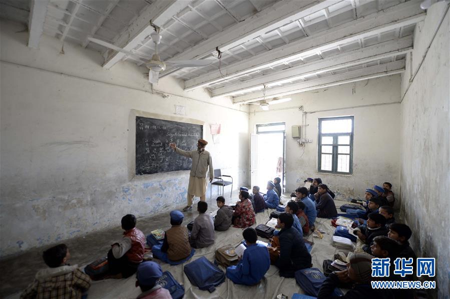 (國(guó)際·圖文互動(dòng))(7)通訊:他鄉(xiāng)亦故鄉(xiāng)——訪巴基斯坦阿富汗難民營(yíng)