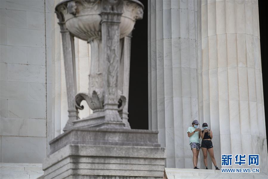 （國際疫情）（1）美國單日新增病例數超4萬 近期病例年輕人居多
