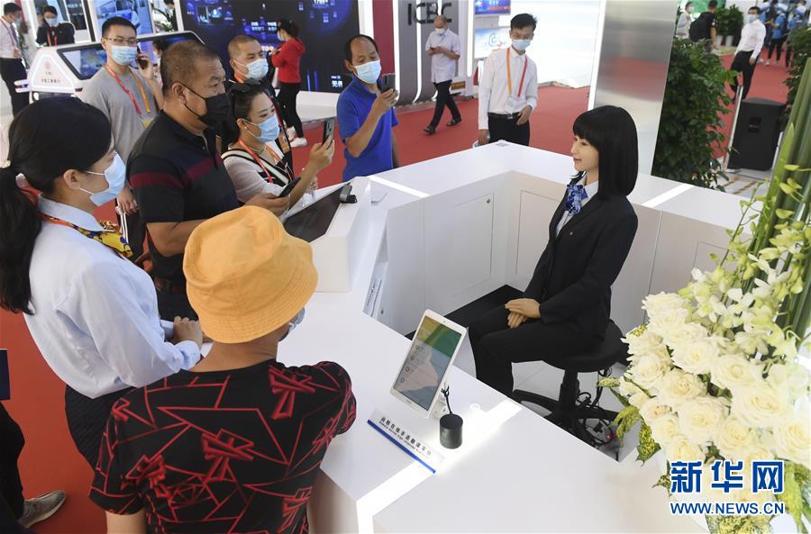 （2020服貿會）（14）各顯神通的“機器伙伴”