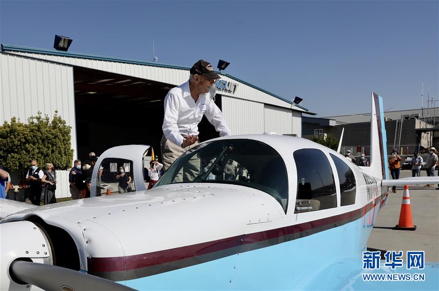 (國際·圖文互動)(9)“飛虎隊”百歲老兵駕機重上藍天